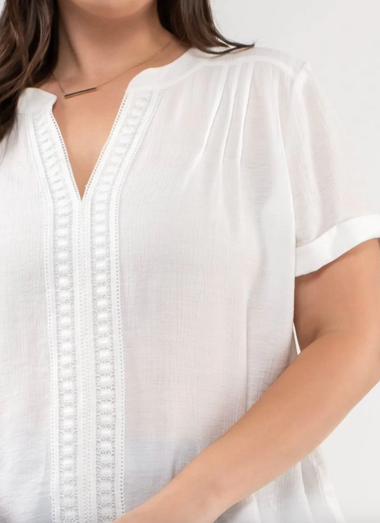 CURVY Floral Lace Woven Top in White - The Street Boutique 