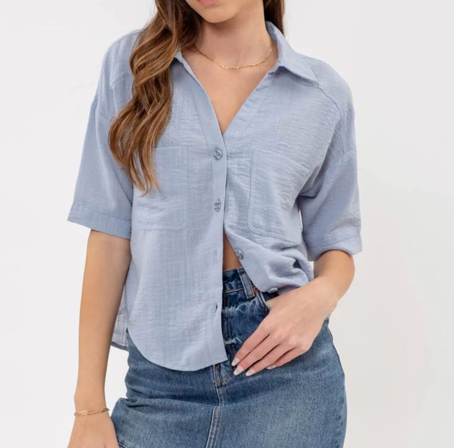 Short Sleeve Button Down Shirt in Baby Blue