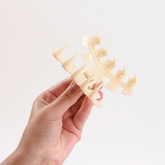 Classic Large Hair Clip | TELETIES - The Street Boutique 