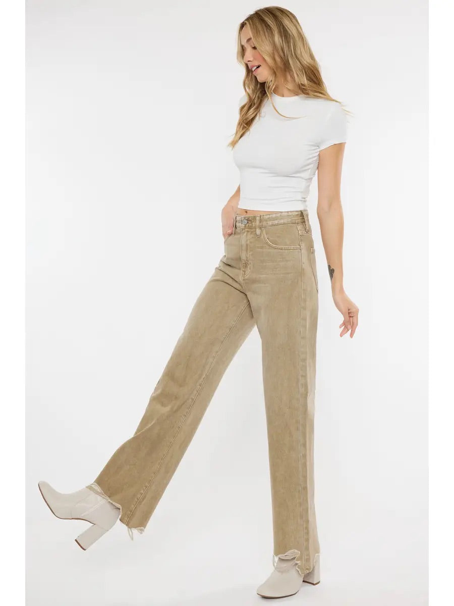 Ultra High Rise 90’s Flare Jeans - The Street Boutique 