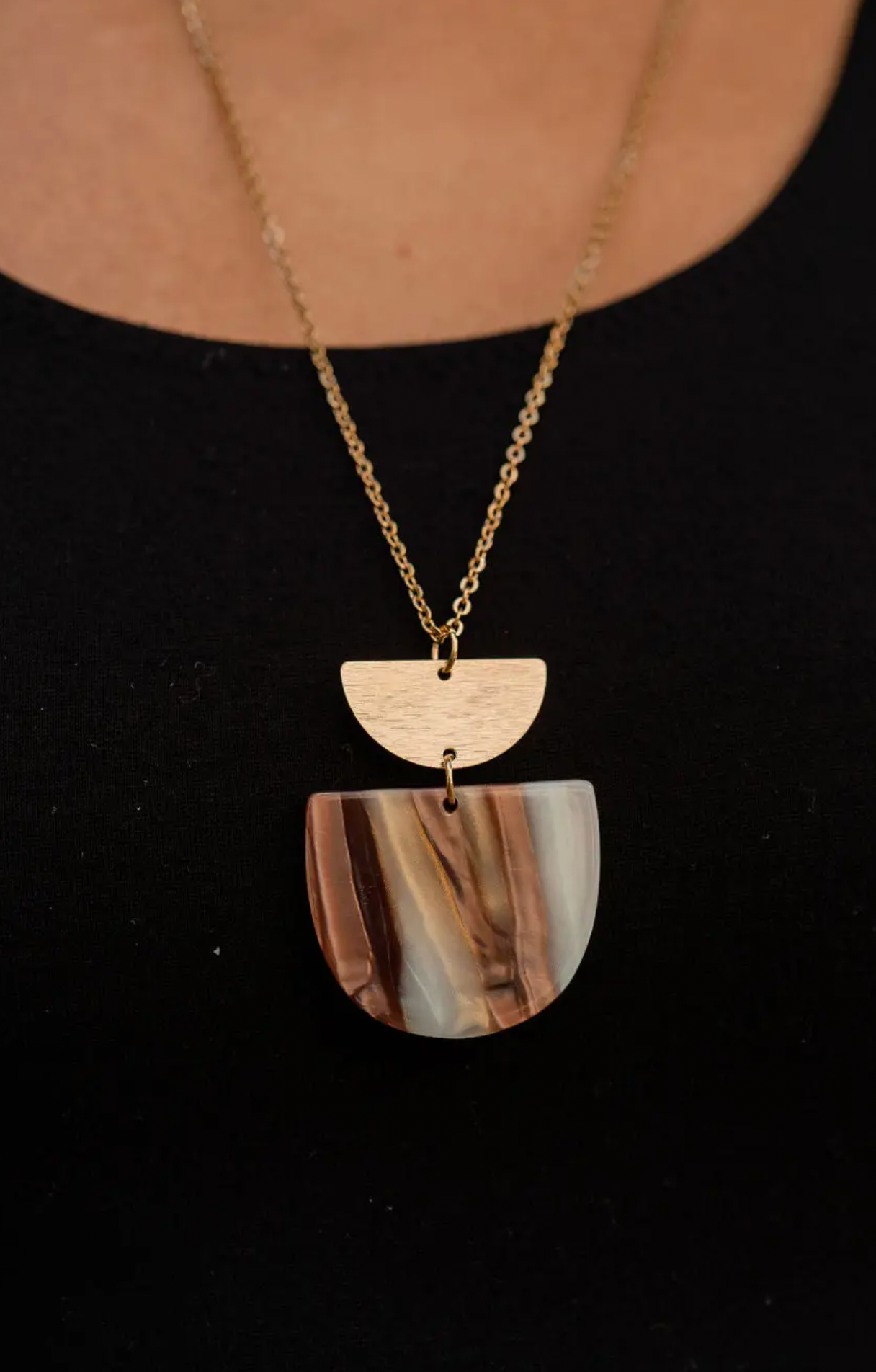 Load image into Gallery viewer, Harper Necklace-Mocha Shimmer - The Street Boutique 
